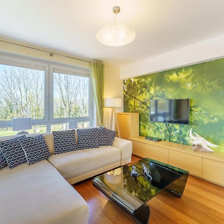 Seaside Apartment With Parking & Ac - 150 M To The Beach By Noclegi Renters Miedzyzdroje Eksteriør billede
